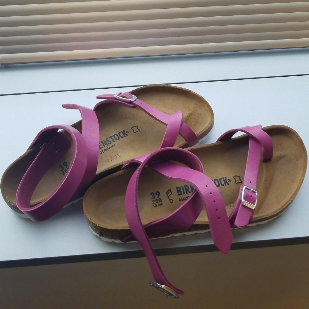 Brand new Birkenstock Yara sandals.